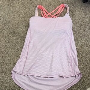 Lululemon tank top with built in bra